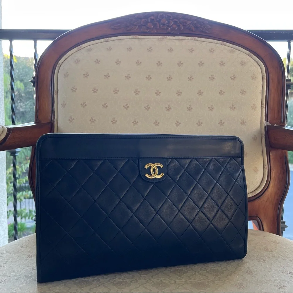 COPY - CHANEL Interlocking Matelasse Clutch Shoulder Bag Purse - Picture 13 of 13